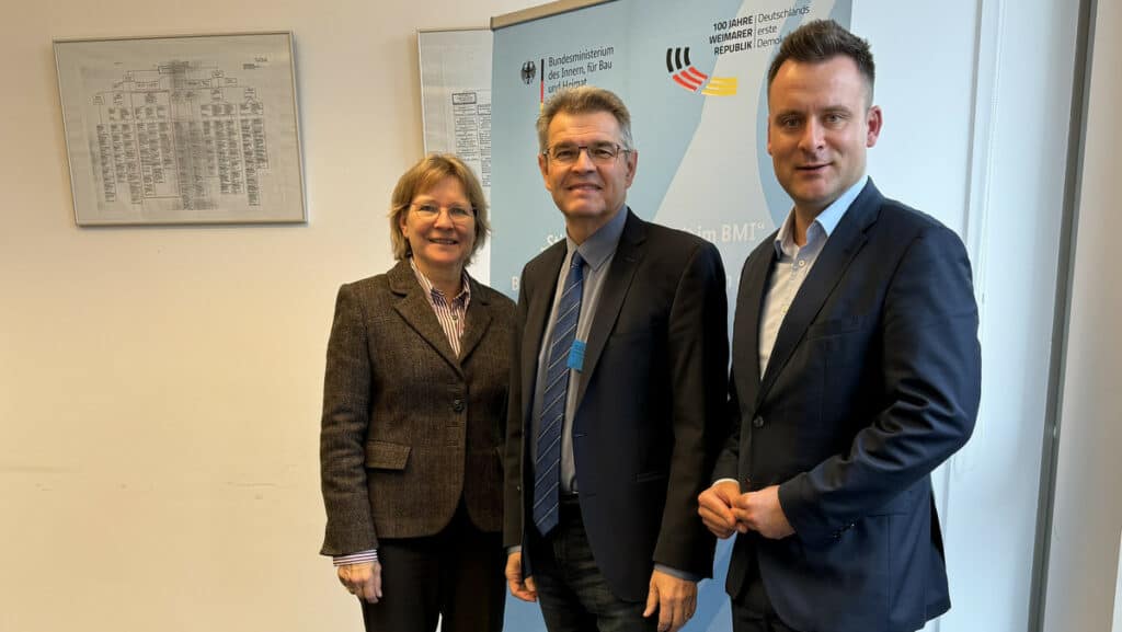 Diskussion zur Novellierung des Laufbahnrechts bei einer Fachveranstaltung.